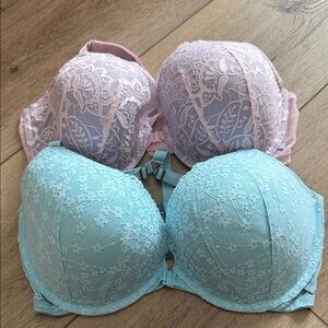 Victoria's Secret Lace Push-Up Bra Set - Light Pink and Light Blue